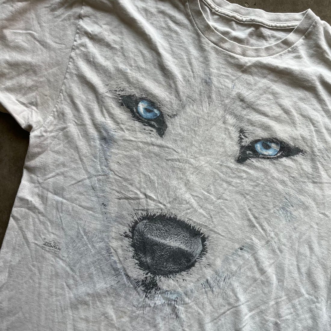 XL 00s Wolf Tee