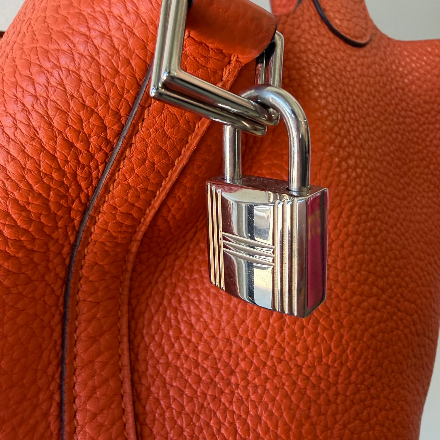 Hermes Taurillon Clemence Picotin Lock 25 Orange