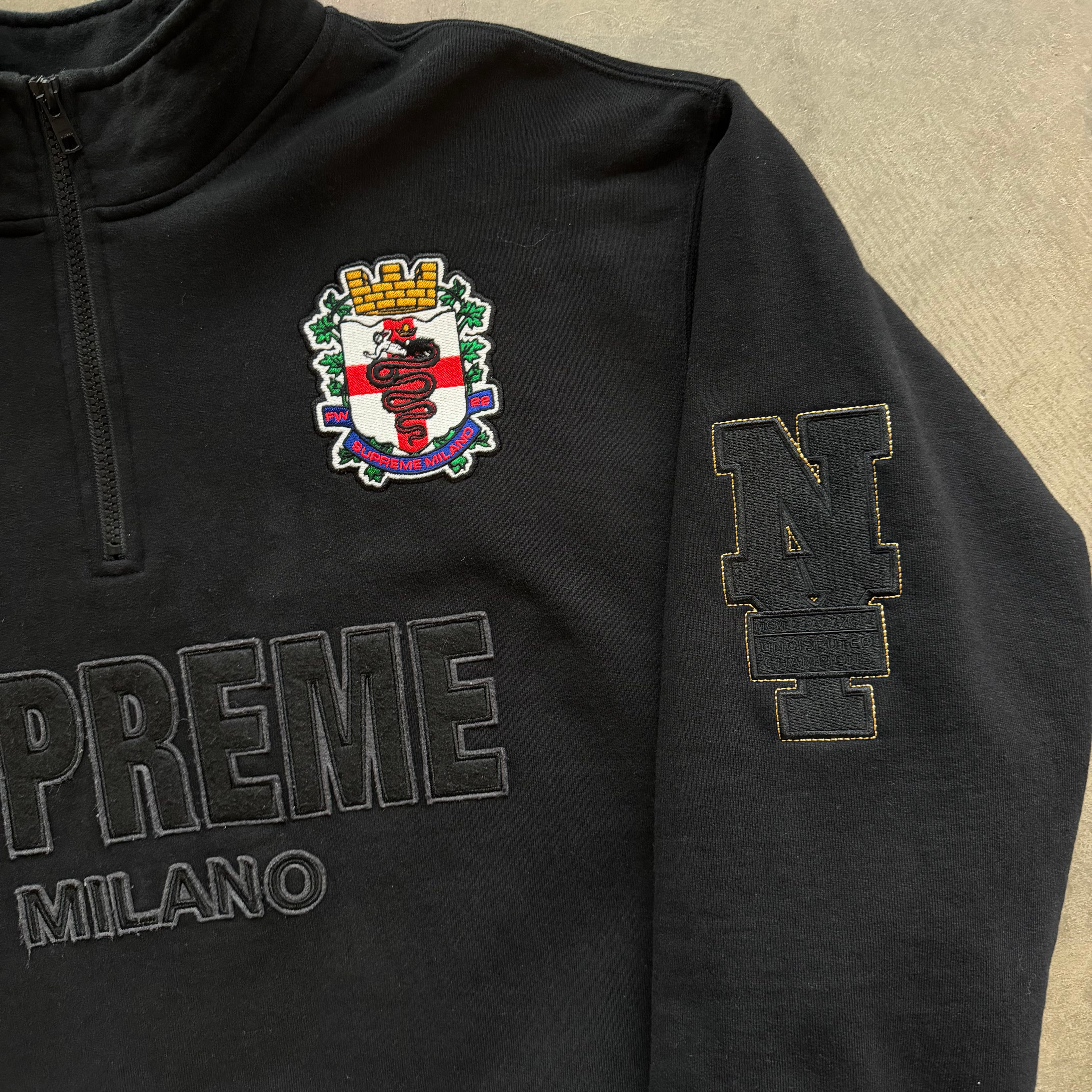 L Supreme Milano Half Zip Black