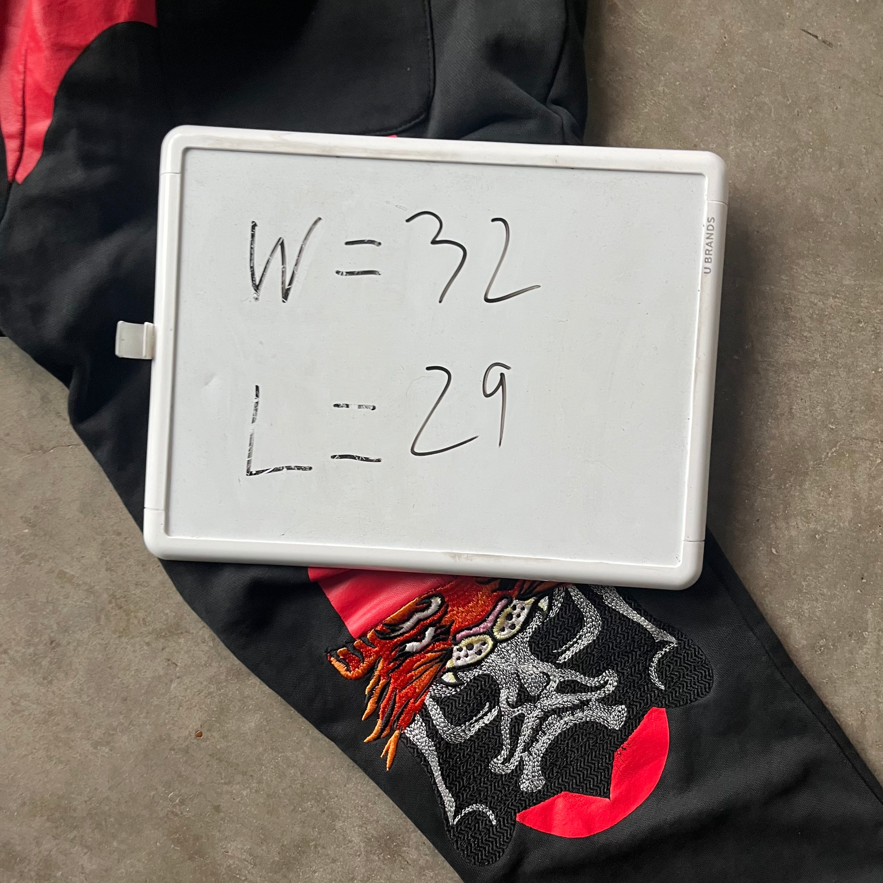 32x29 00s Red Evisu Sweatpants