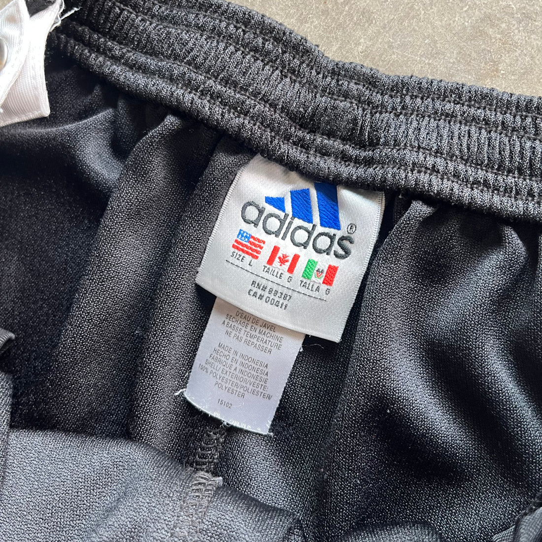 L 90s Adidas Tearaway Pants