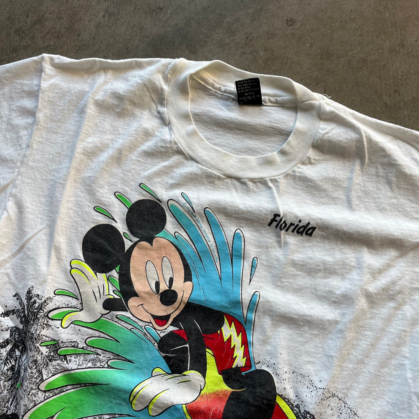 XL 90s Mickey Surf Tee