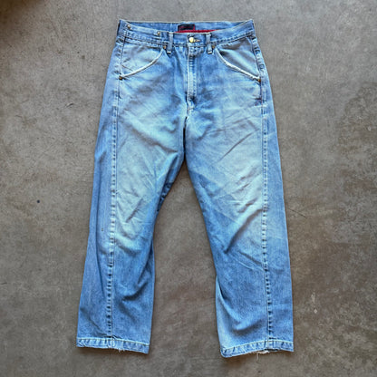 32x28 Levi’s Engineered Jeans