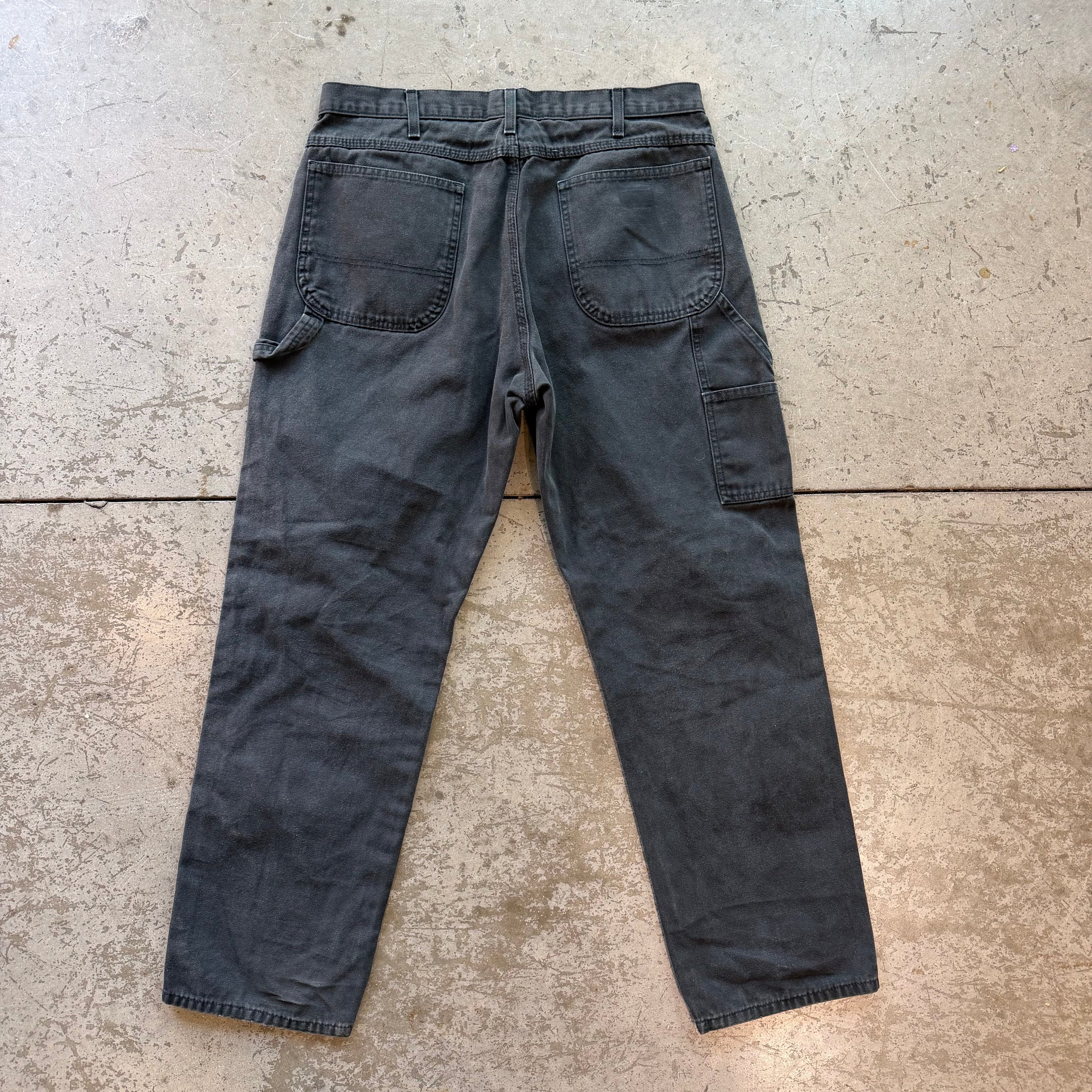 36x32 00s Black Dickies Pants