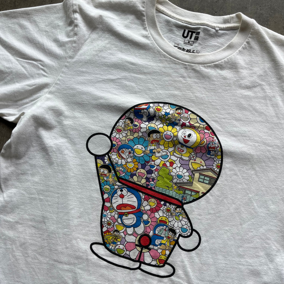 M 2017 Murikami Uniqlo Tee