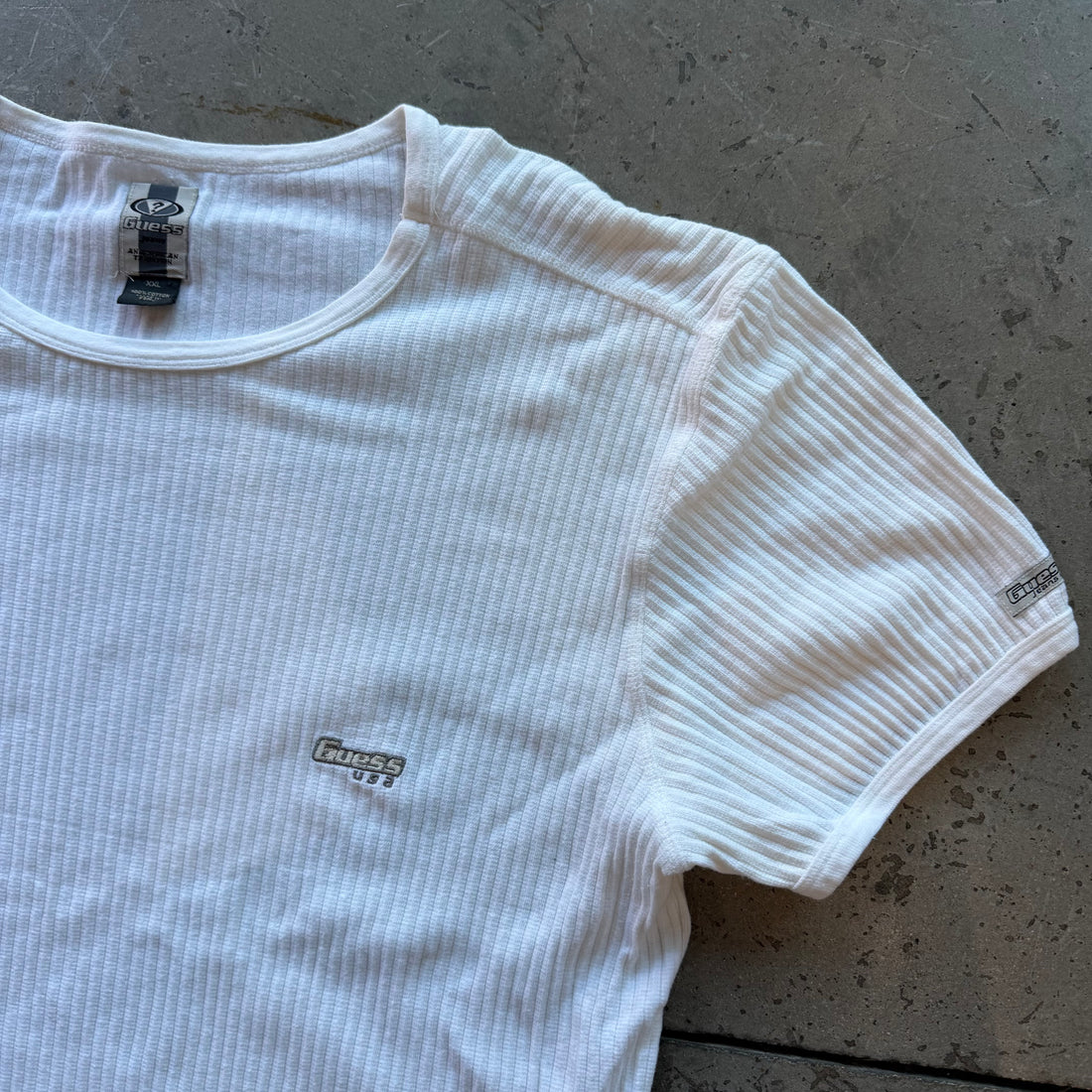 XXL 00s Ribbed Guess Tee