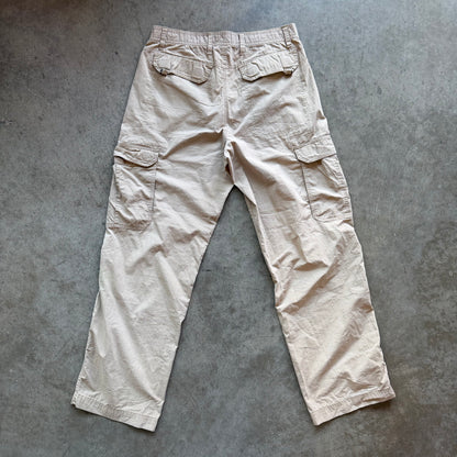32x30 00s Nike ACG Cargo Pants