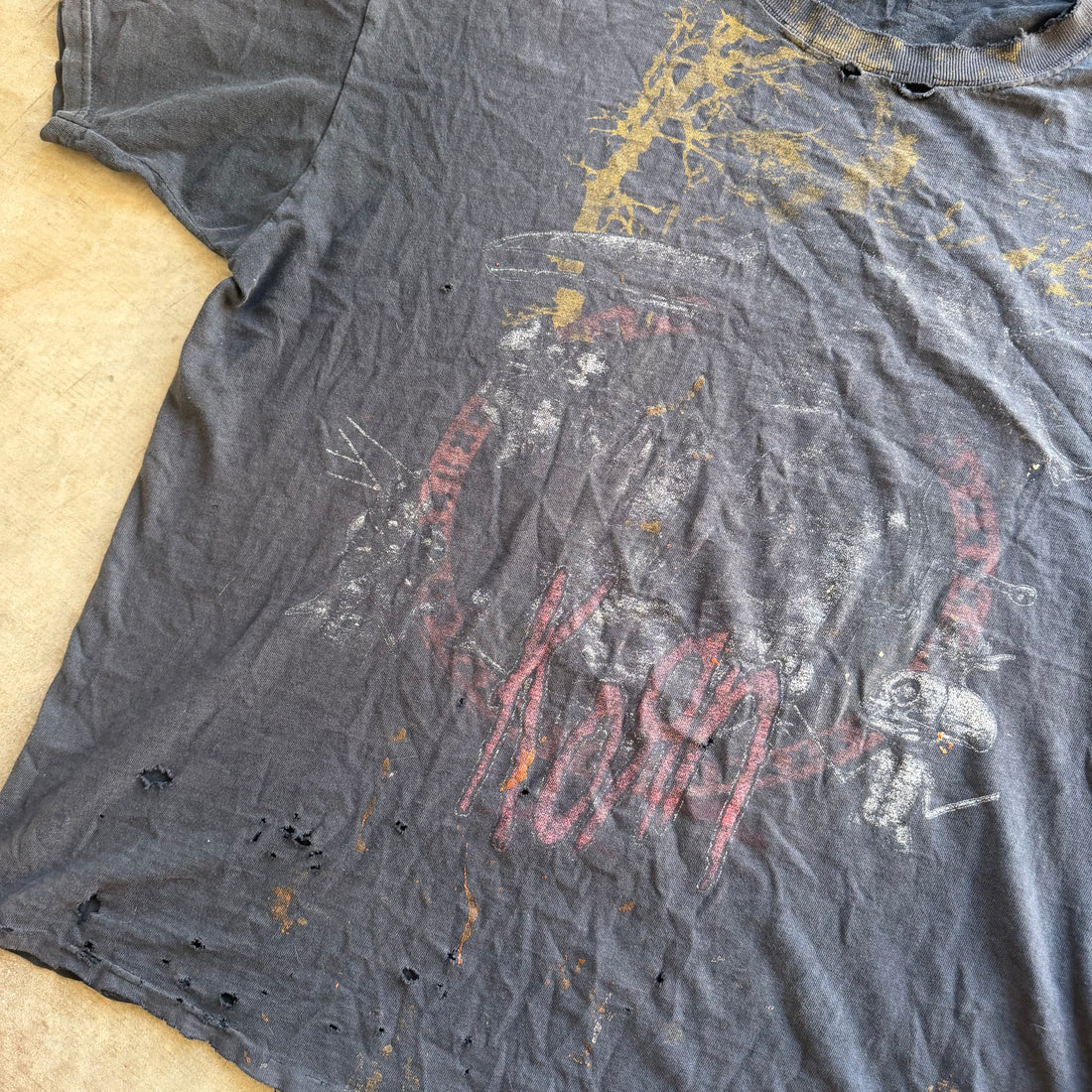 XL 07 Thrashed Korn Tee