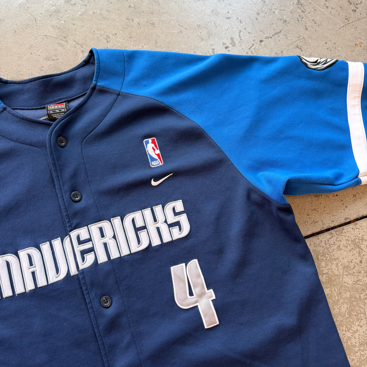 XL 00s Mavericks Finley Warm Up Jersey