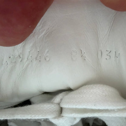 8.5 Used Gucci Ace Embroidered Bee