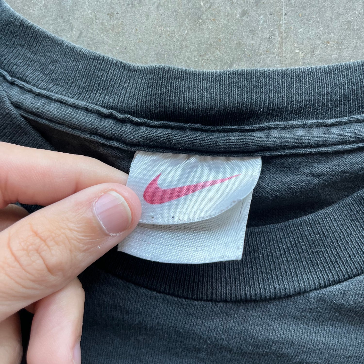 L 90s Nike Tee