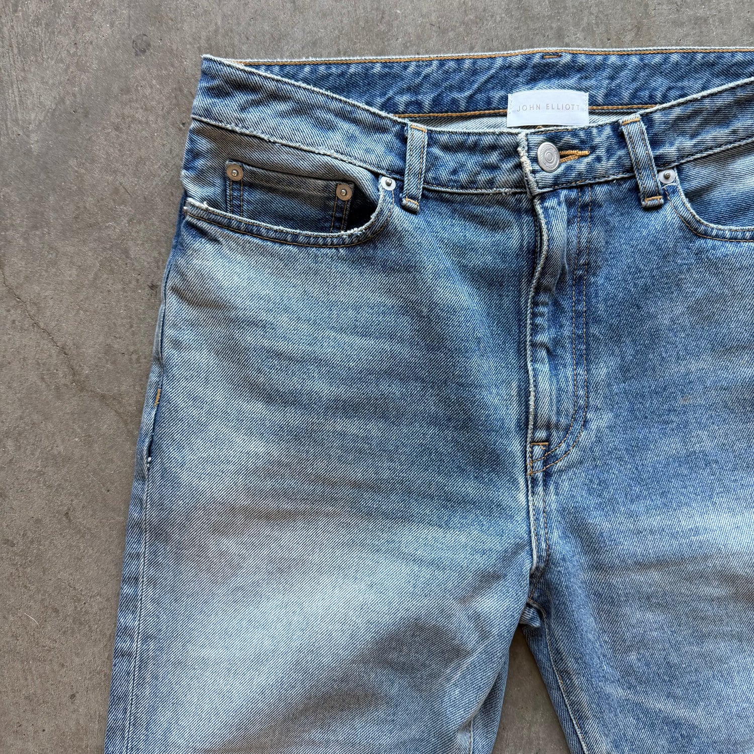 30x30 John Elliot Lightwash Denim