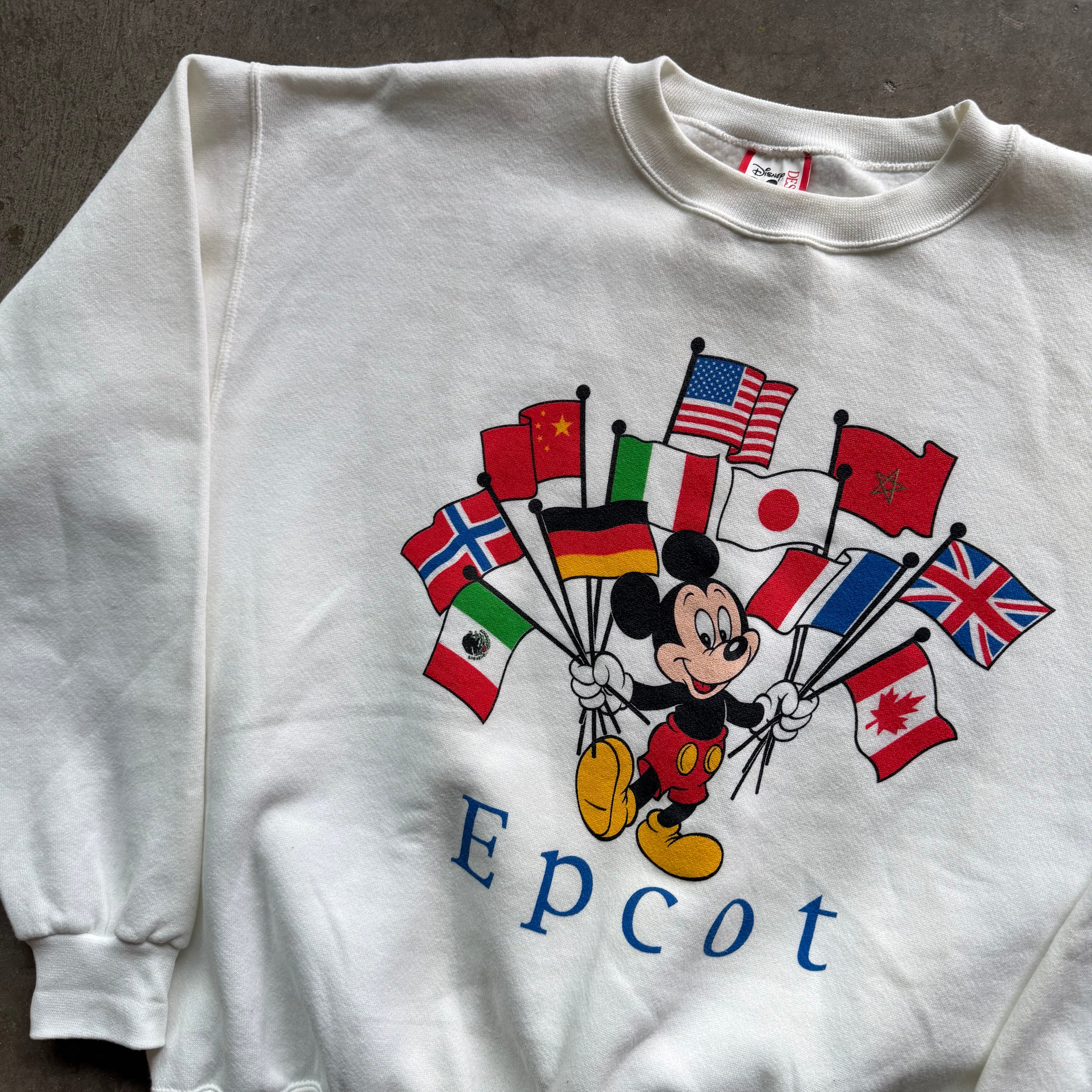 M 90s Disney Epcot Crewneck