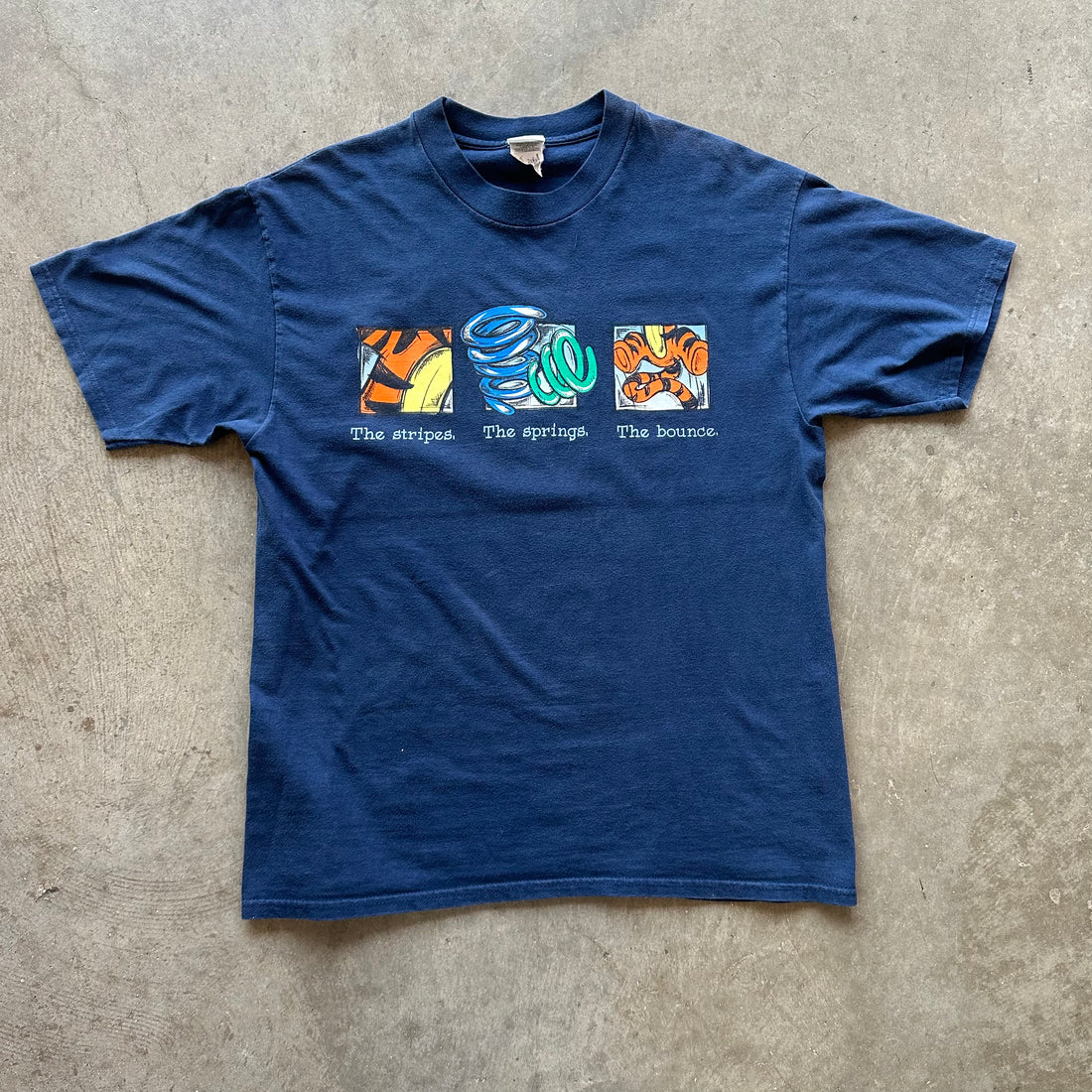 L 00s Disney Tigger Tee