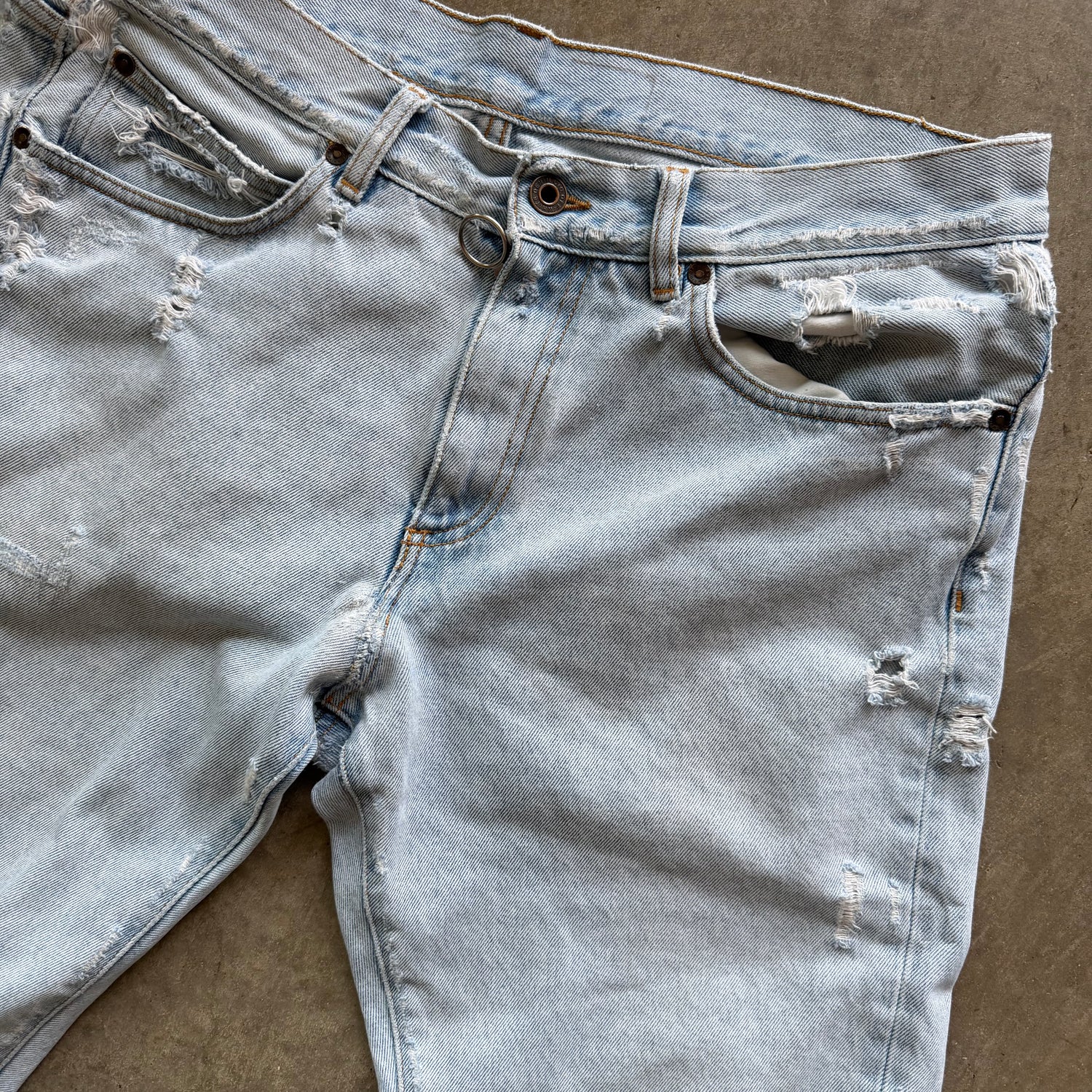 34x32 Off White Temperature Denim
