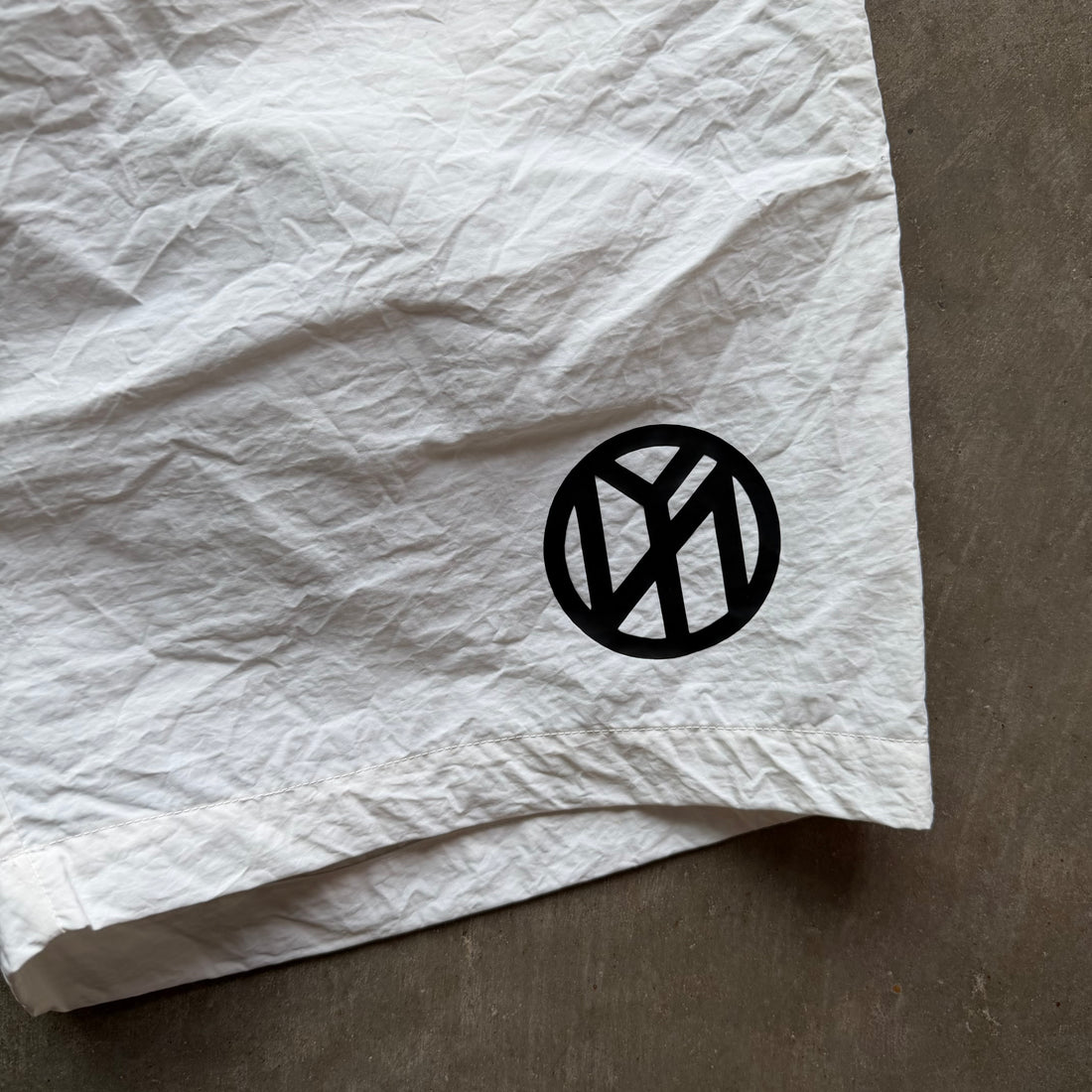 XXL White Vultures Shorts