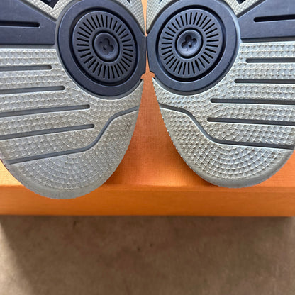 10.5 Used LV Trainer Blue Denim