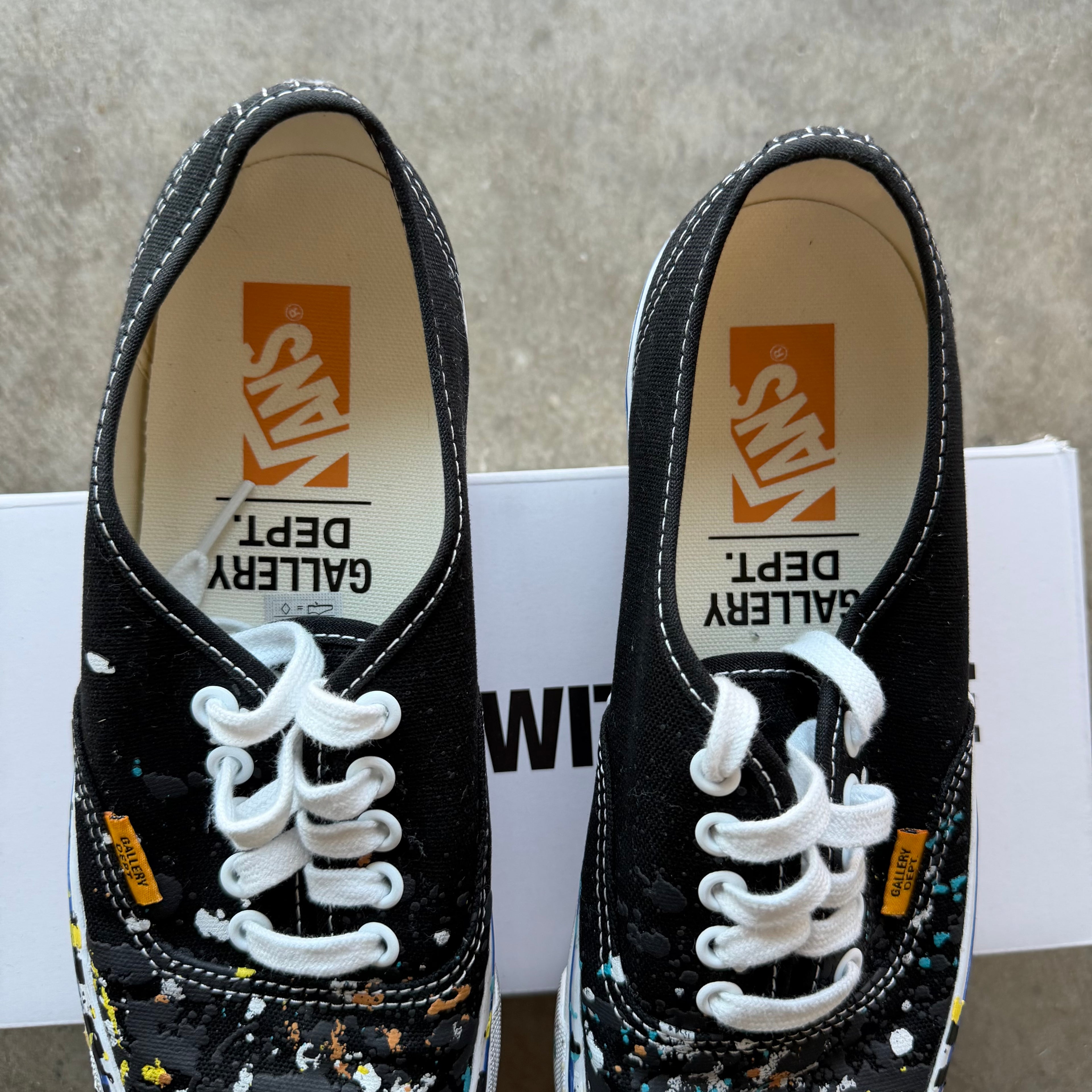 8.5 Vans Gallery Dept Art That Kills