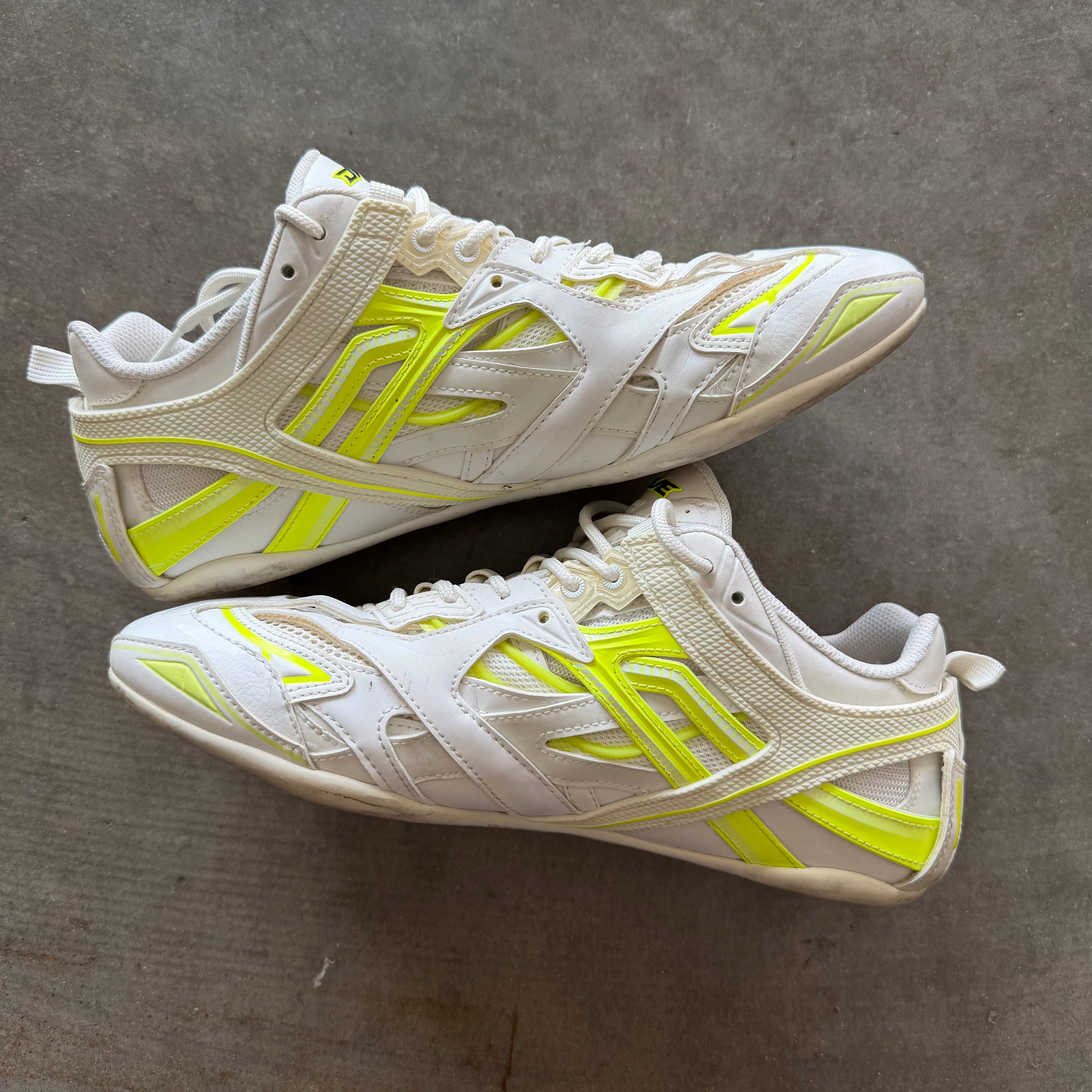 8 Balenciaga Drive Sneaker White Yellow