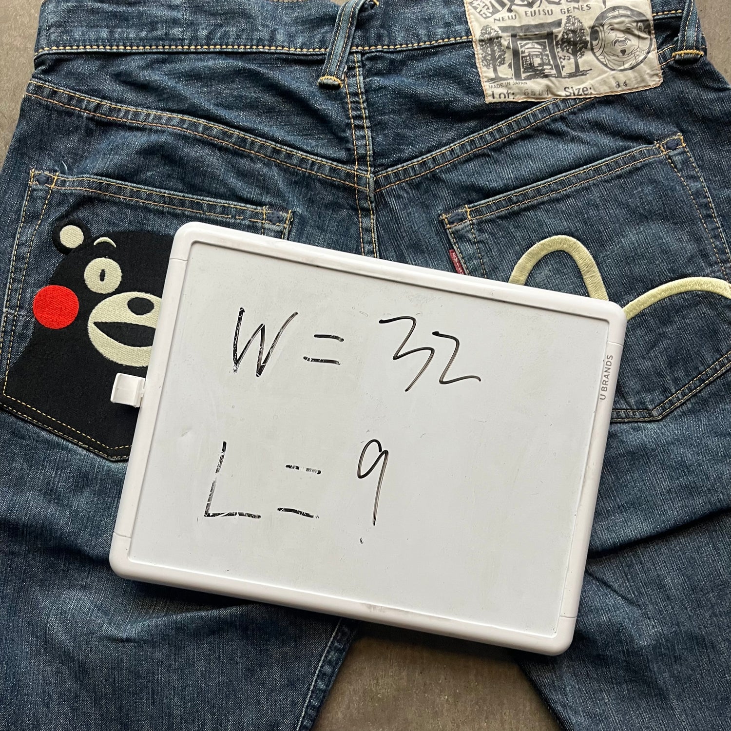 32w Bear Evisu Shorts