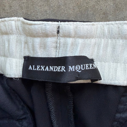 32x25 Alexander McQueen Capri Pants