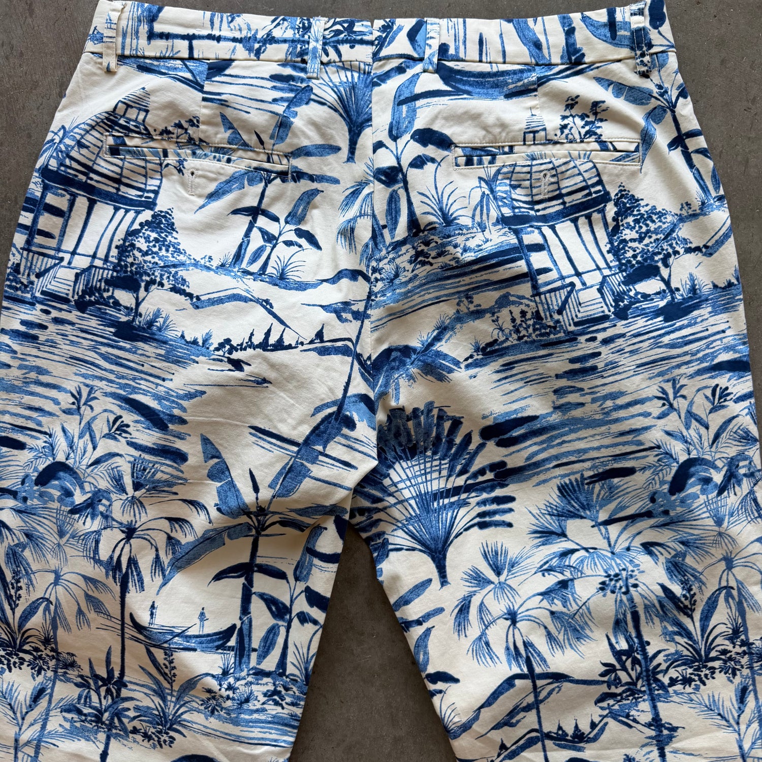 34x31 J McLaughlin Pants