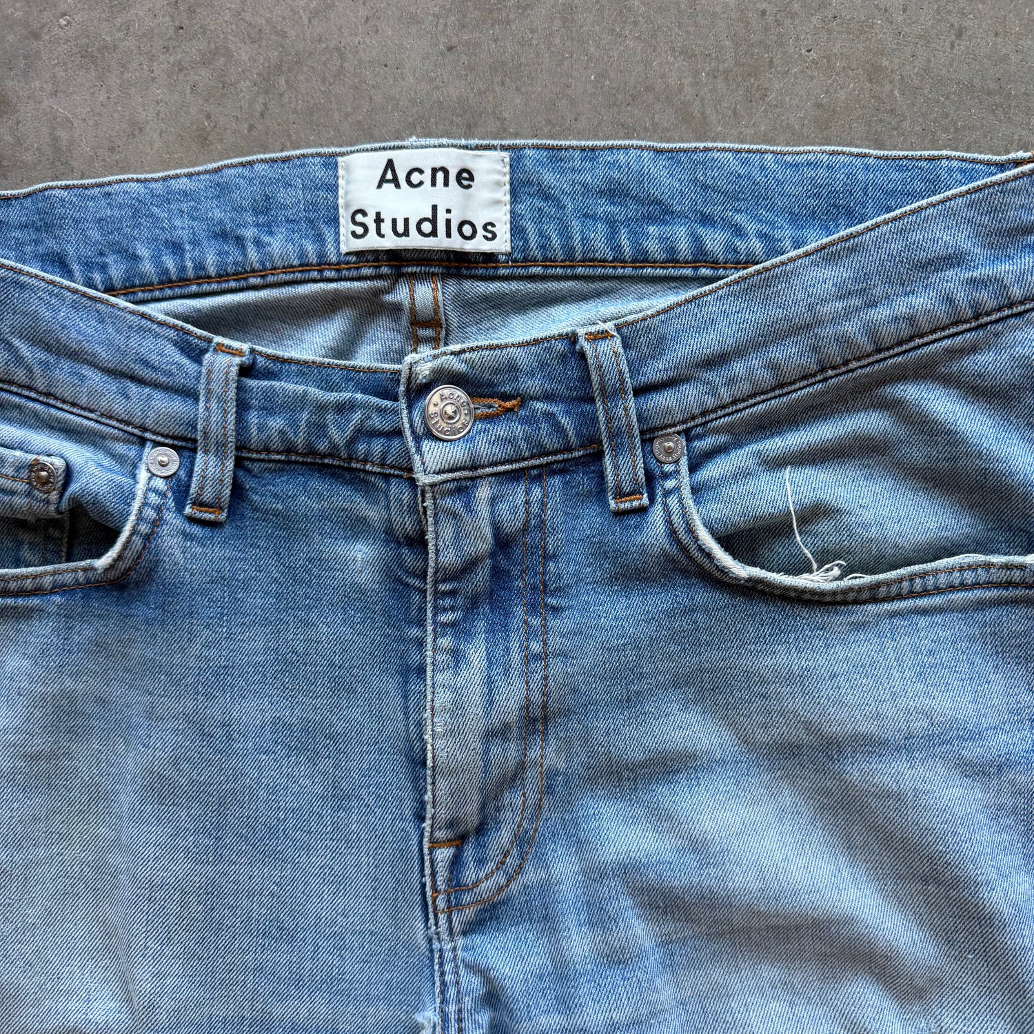 31x34 Acne Studios Jeans
