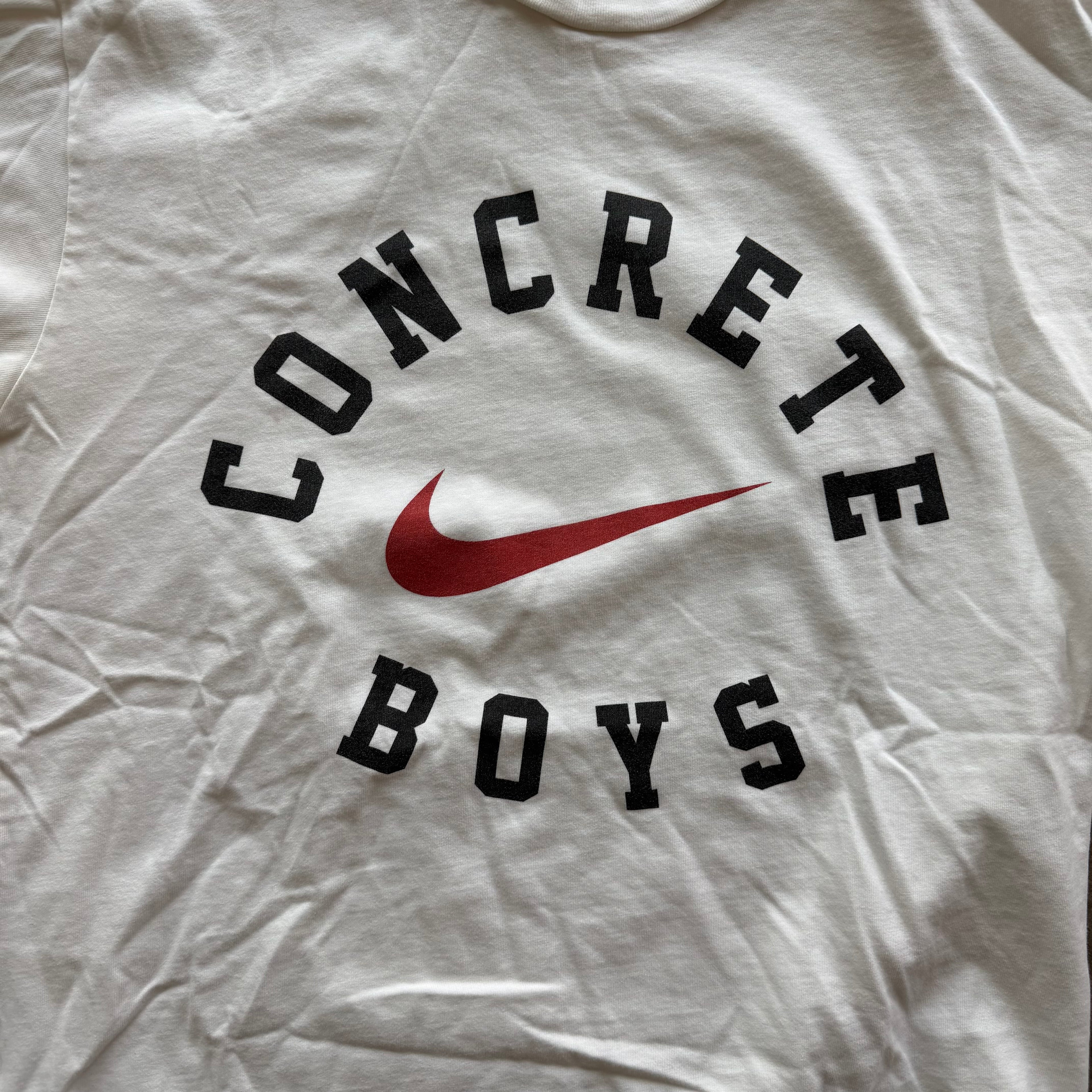 L Nike x Concrete Boys Logo Tee