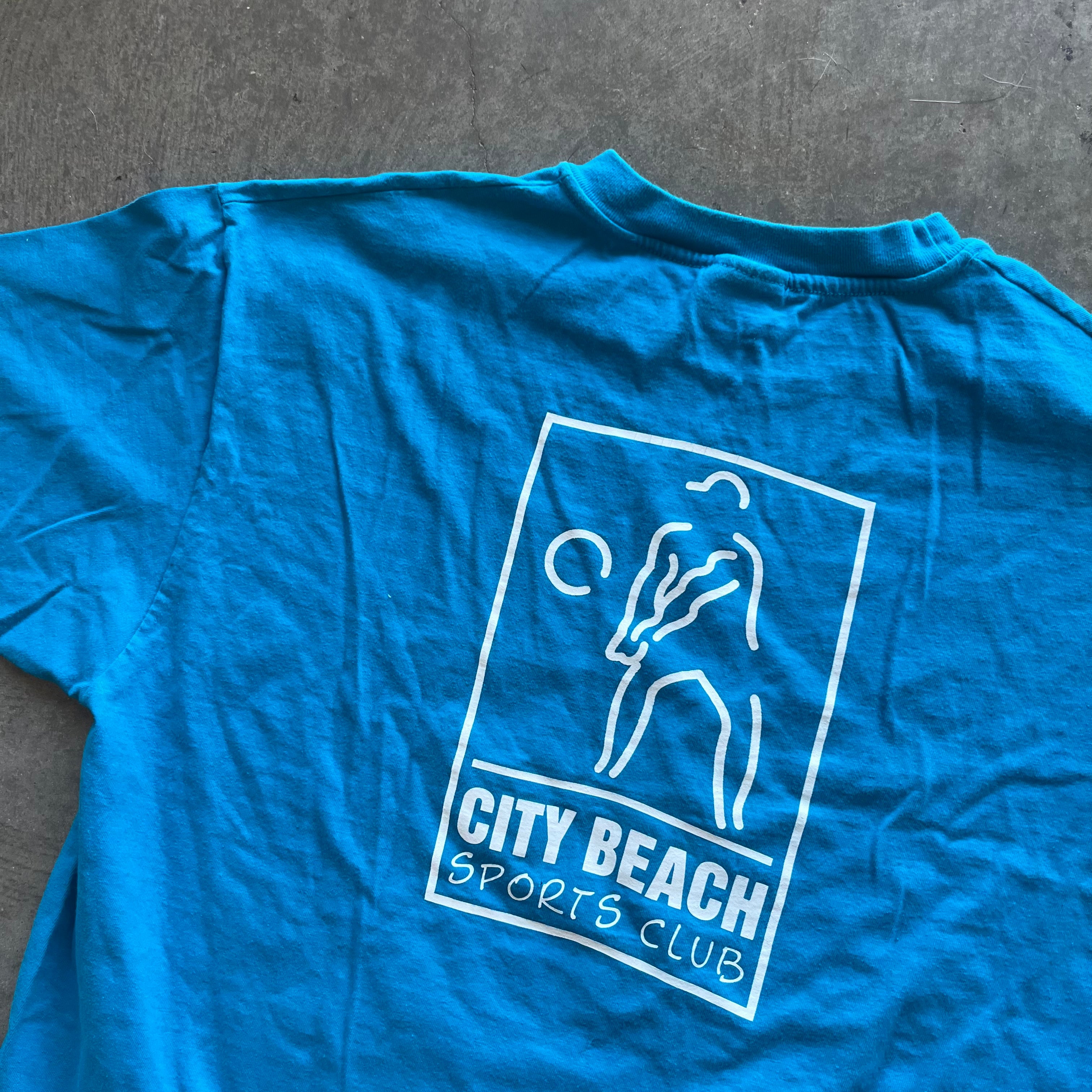 XL 90s City Beach Apple Tee