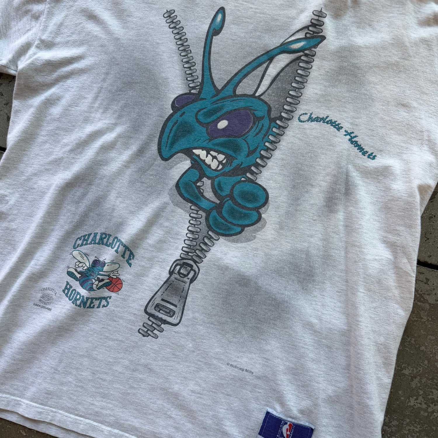 Y/L 90s Hornets Tee
