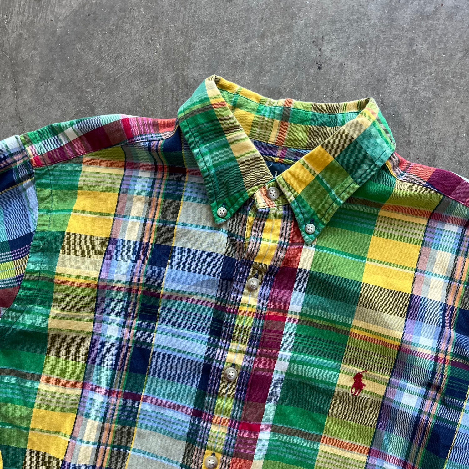 L 00s Polo Button Up