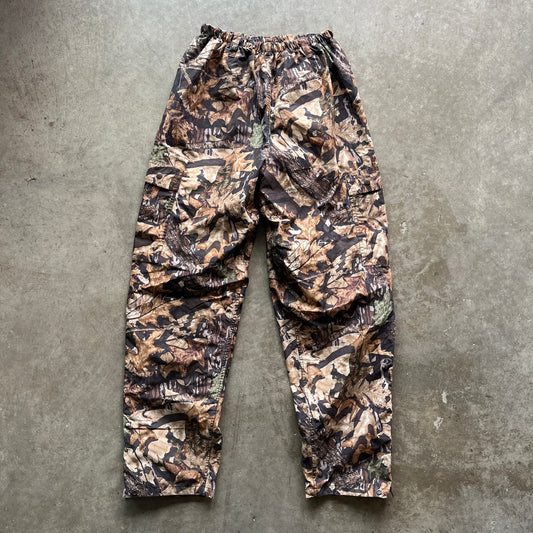 L 00s Camo Windpants