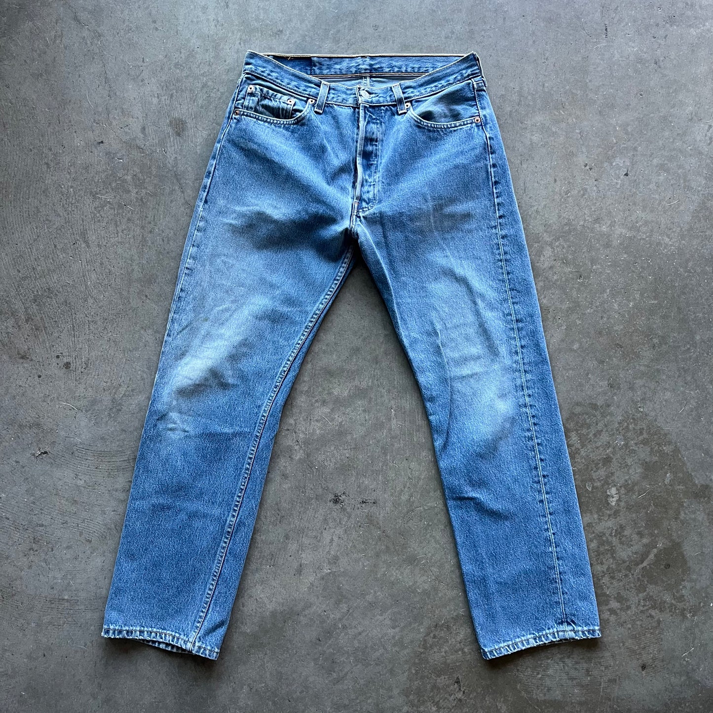 33x30 95 Levis 501s