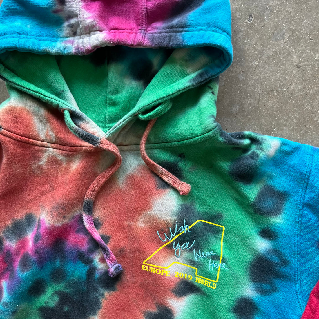 L 2019 Europe Astroworld Tee