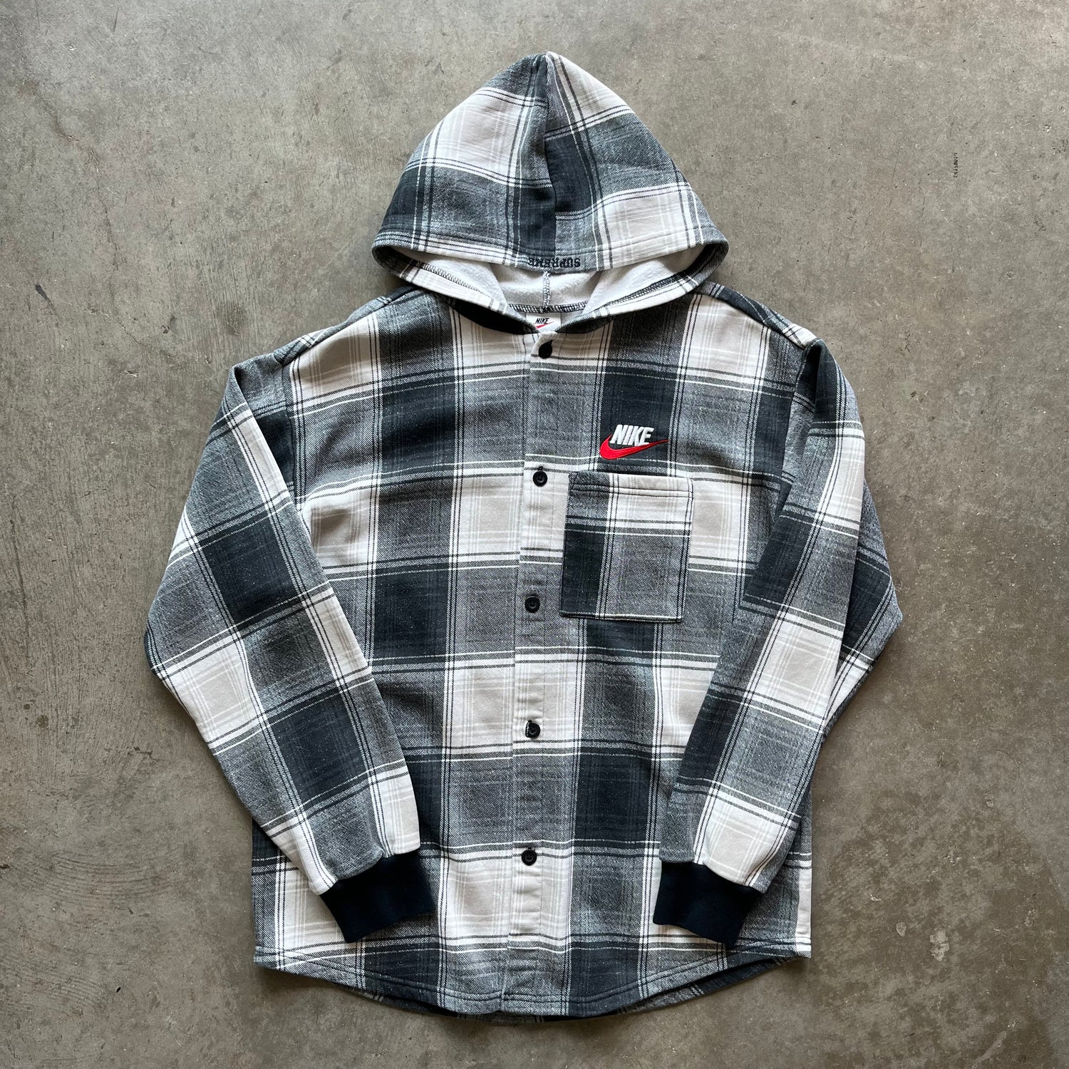 M FW18 Supreme Nike Plaid Hoodie