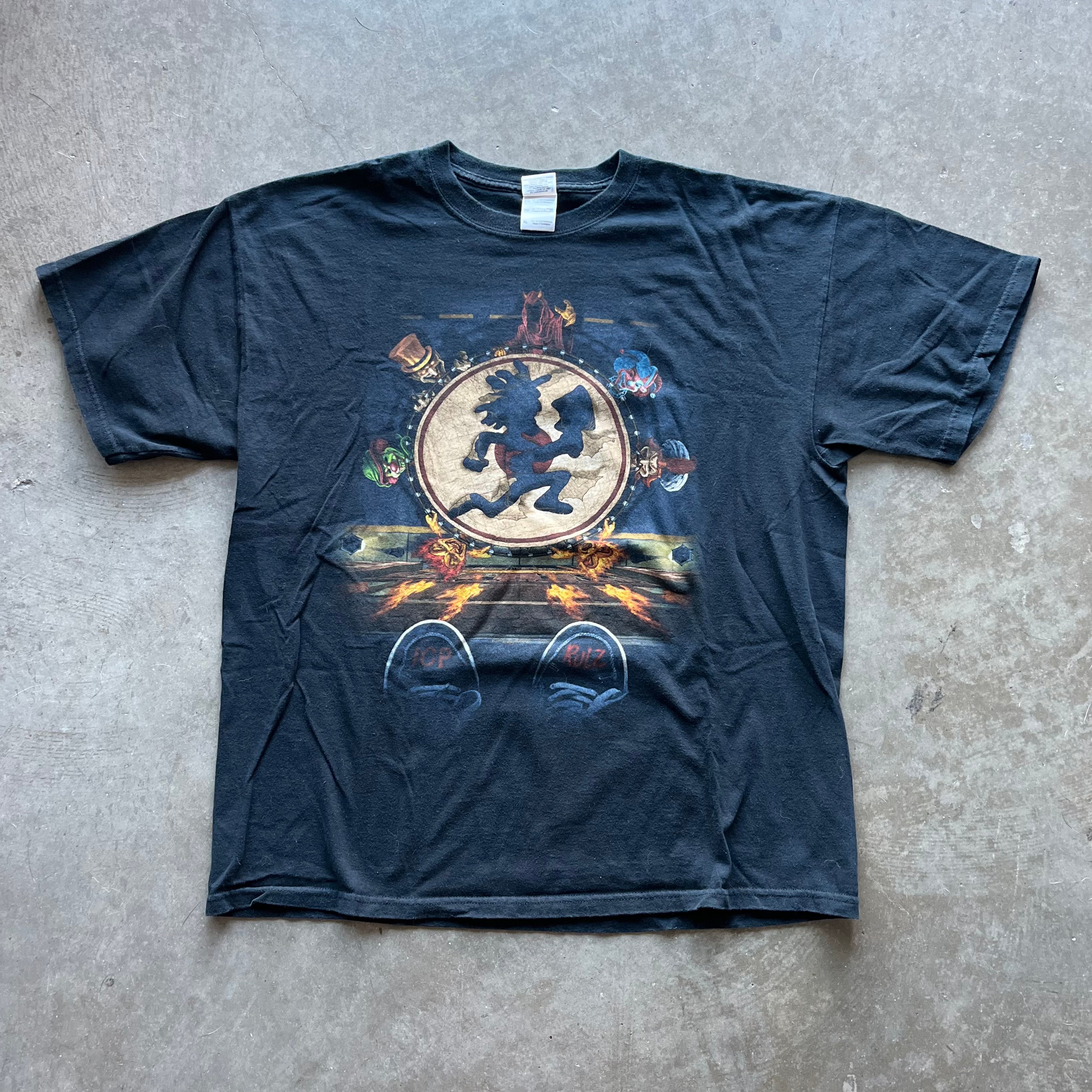 XL 00s Hatchet-man Tee