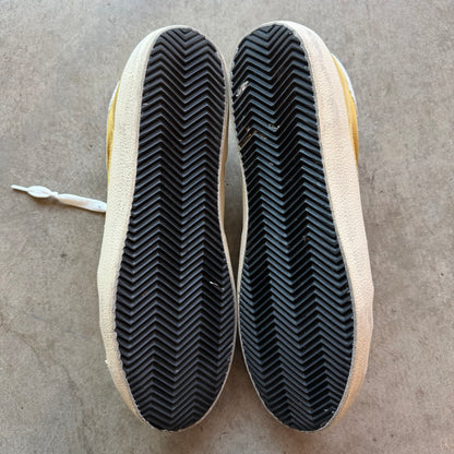 11 Used Golden Goose Superstar Yellow