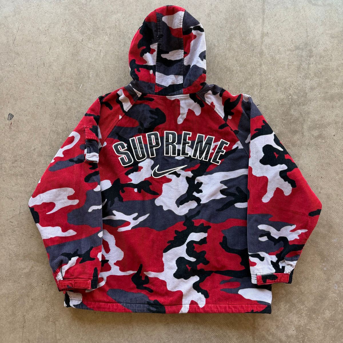 L Nike x Supreme Red Camo Corduroy Jacket