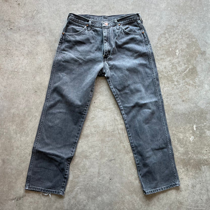 34x32 00s Black Wrangler Pants