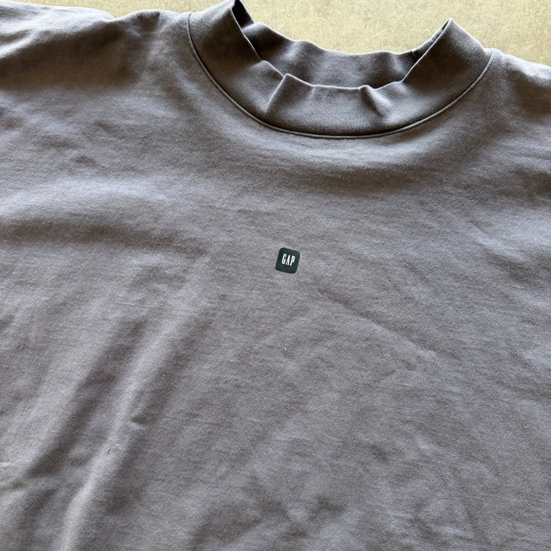 XL YZY Gap Logo Tee Gray