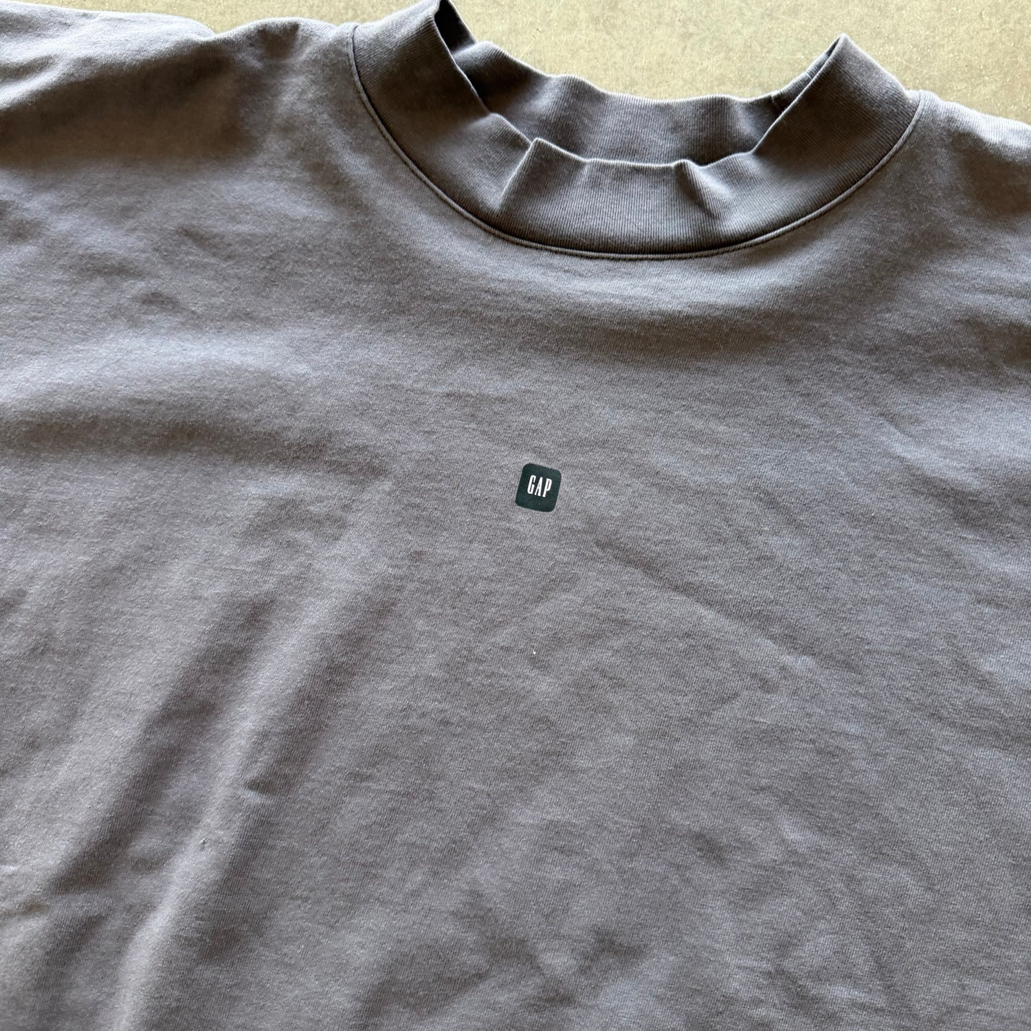 XL YZY Gap Logo Tee Gray