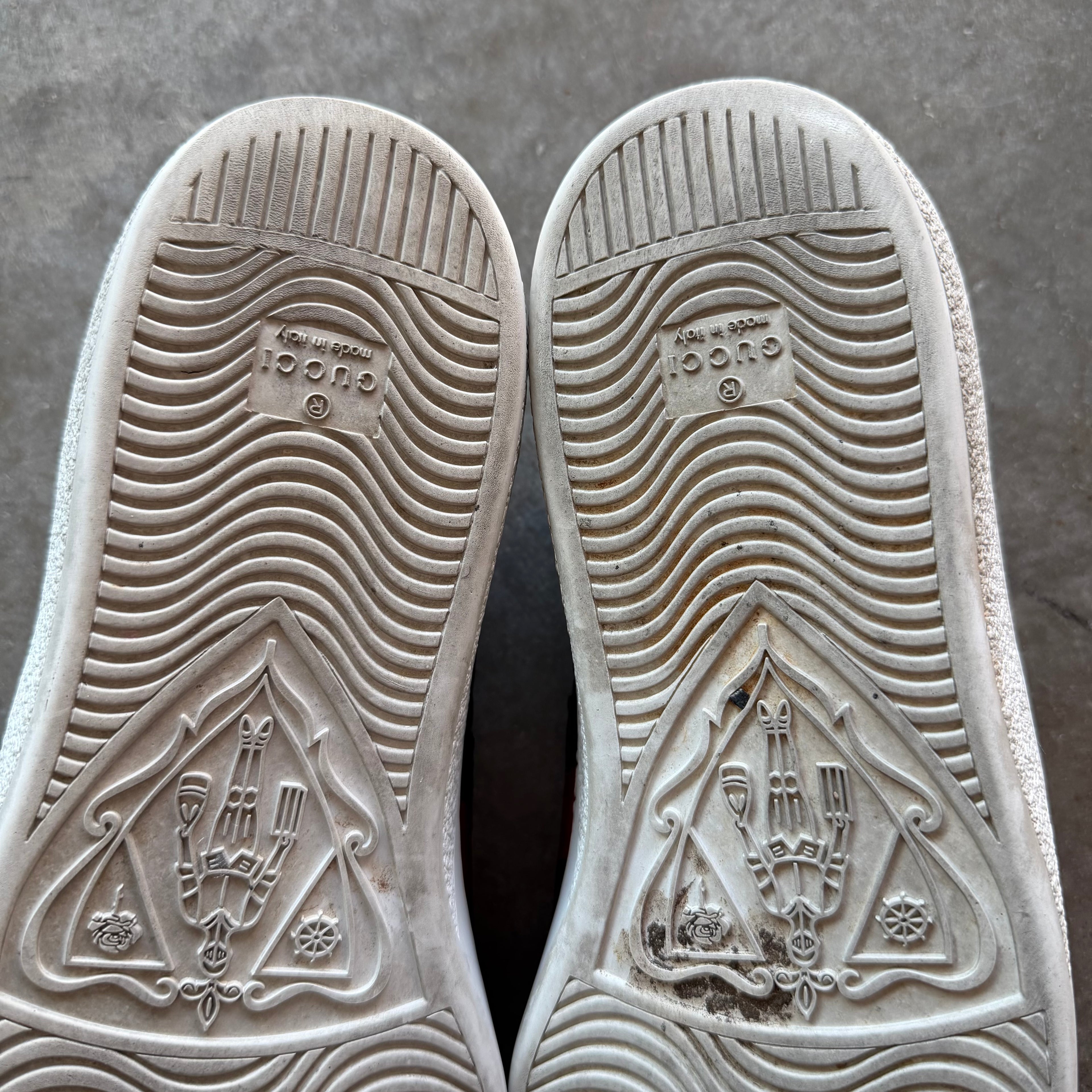 10 Used Gucci Ace Black Monogram