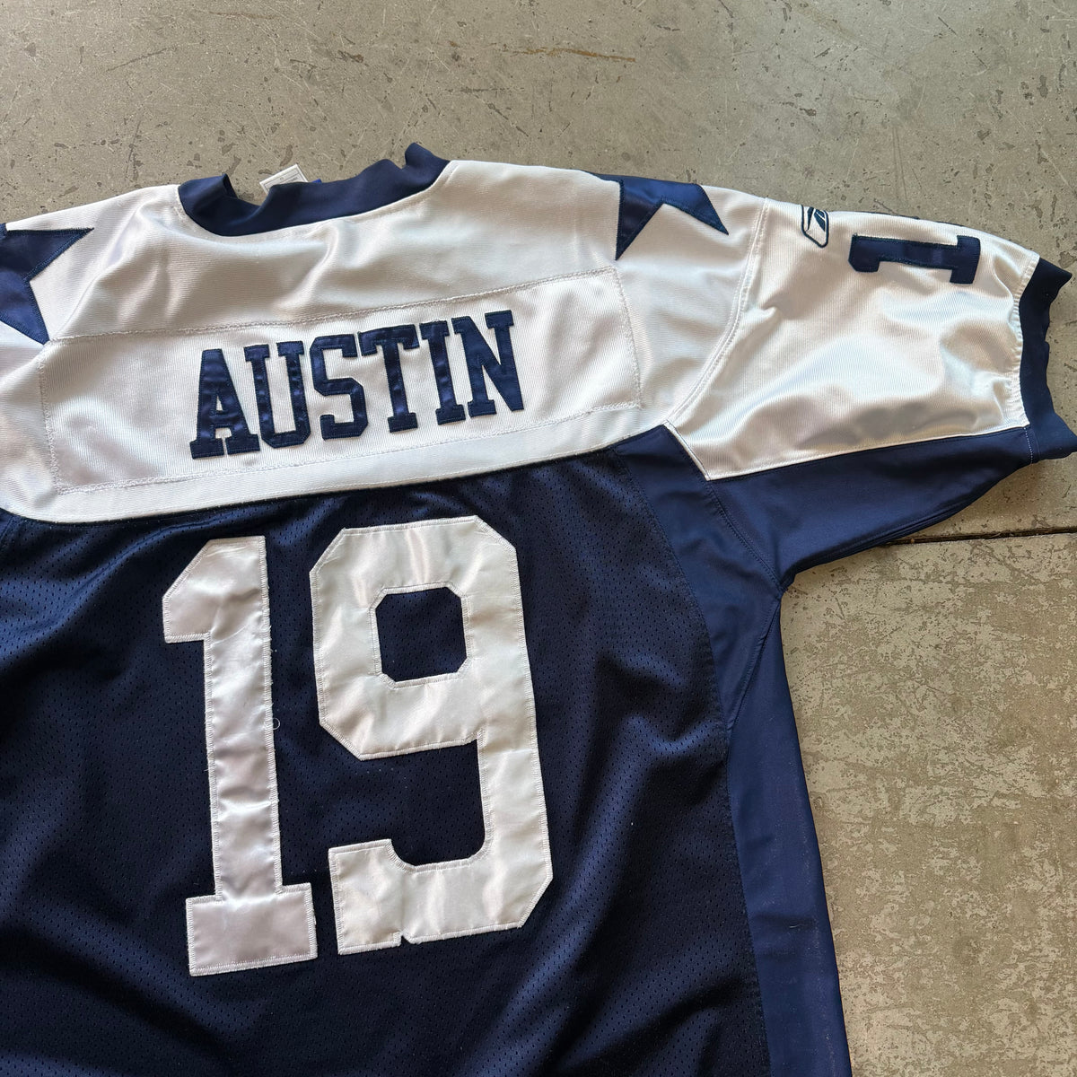 XL 00s Austin Cowboys Jersey