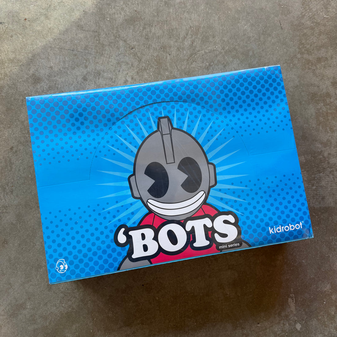 2011 Sealed Kid Robot Mini Bots Pack