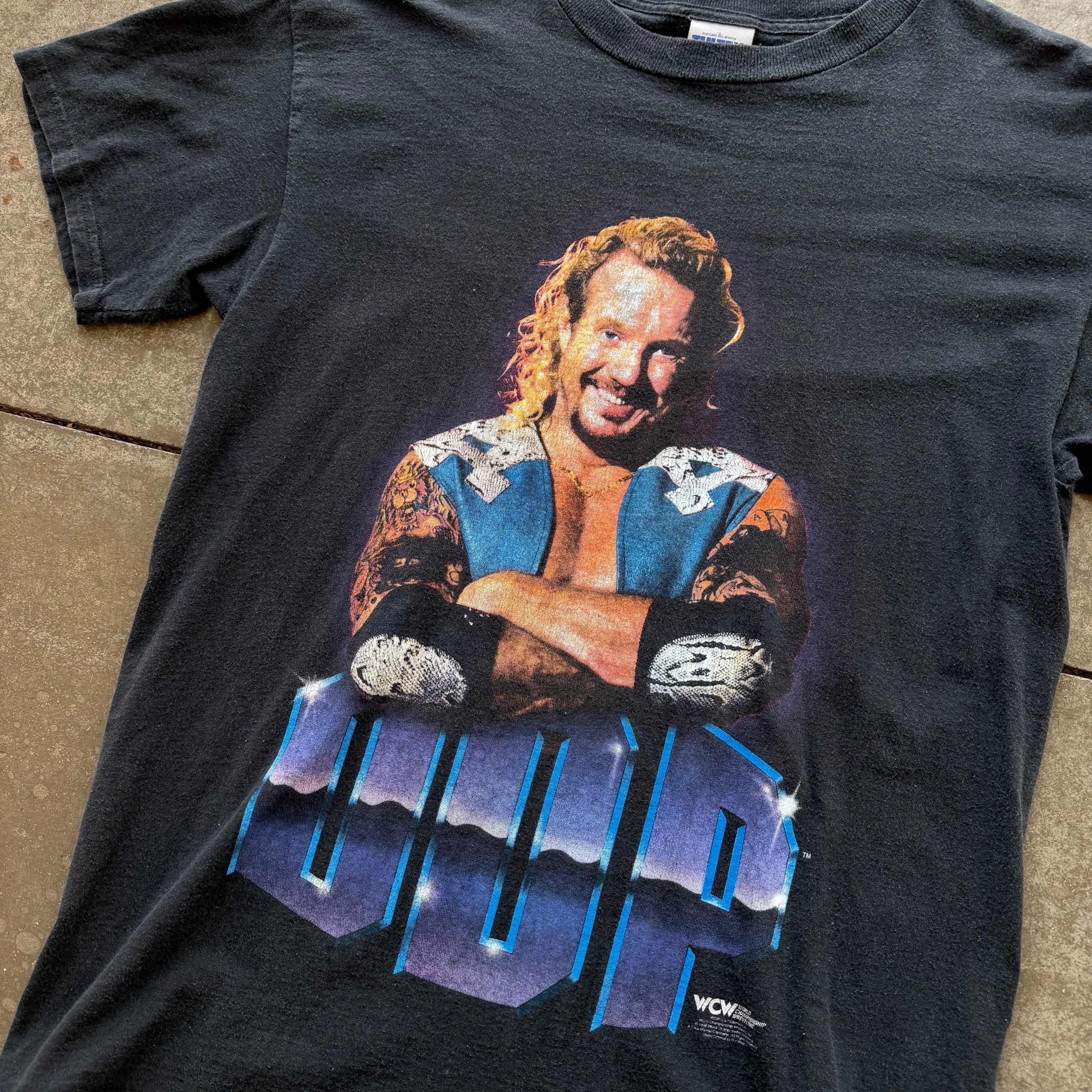 L 90s Diamond Dallas Paige Tee