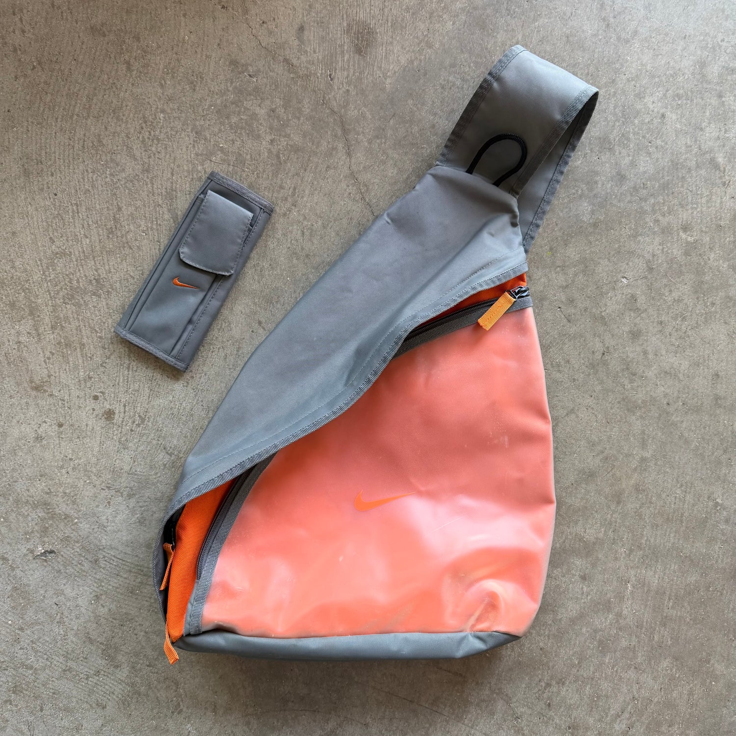 2000s Nike Crossbody Sling Bag Grey/Orange