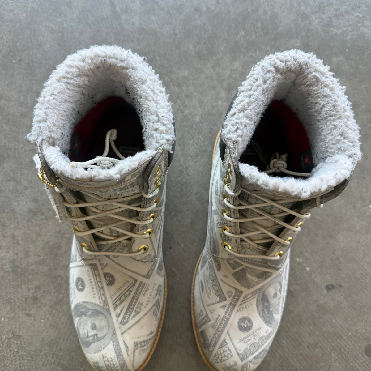 10 MM6 Supreme Timberland Money
