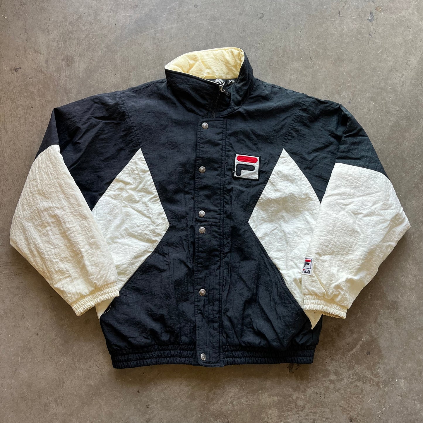 L 90s Fila Jacket Black