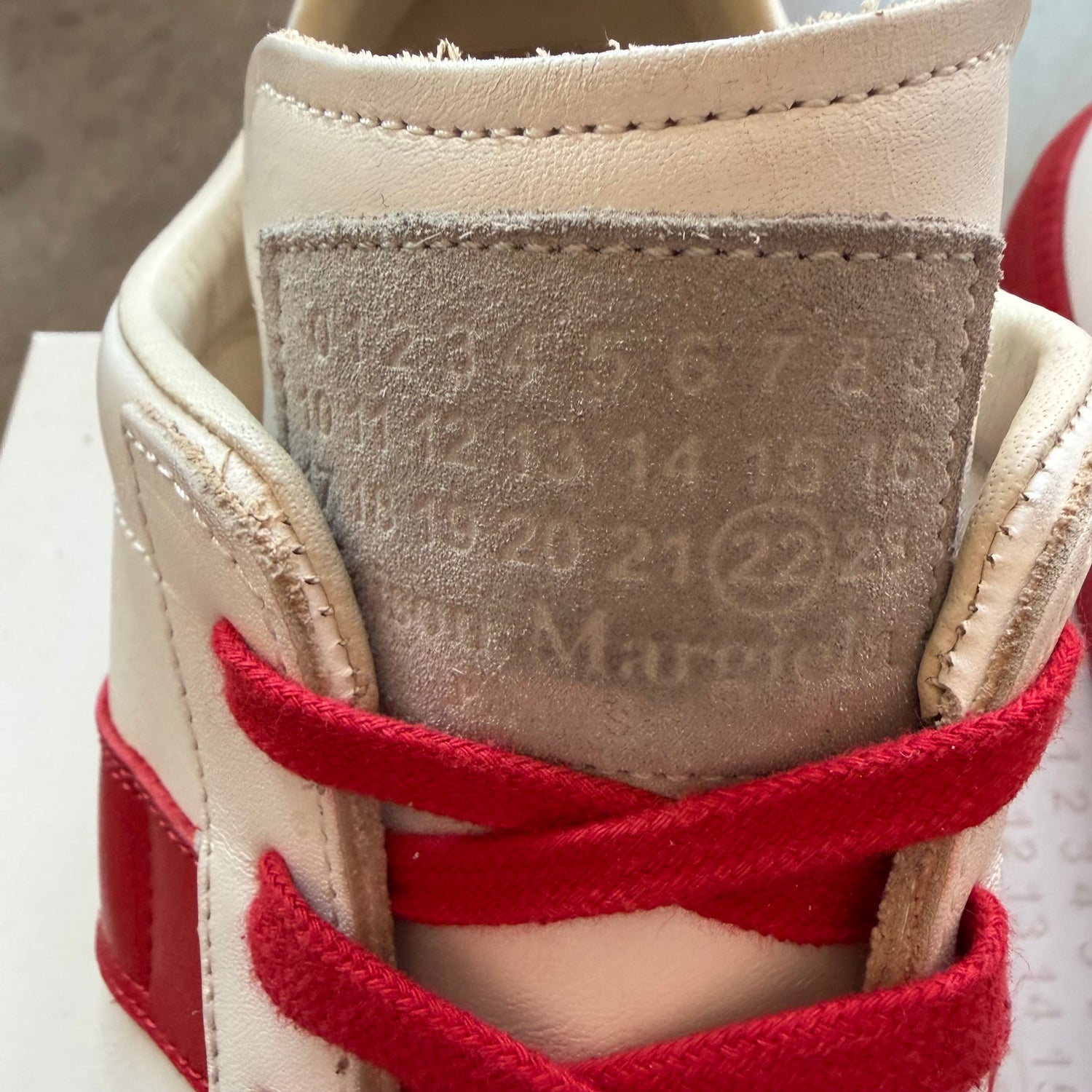 13 Maison Margiela Replica Gat Red White