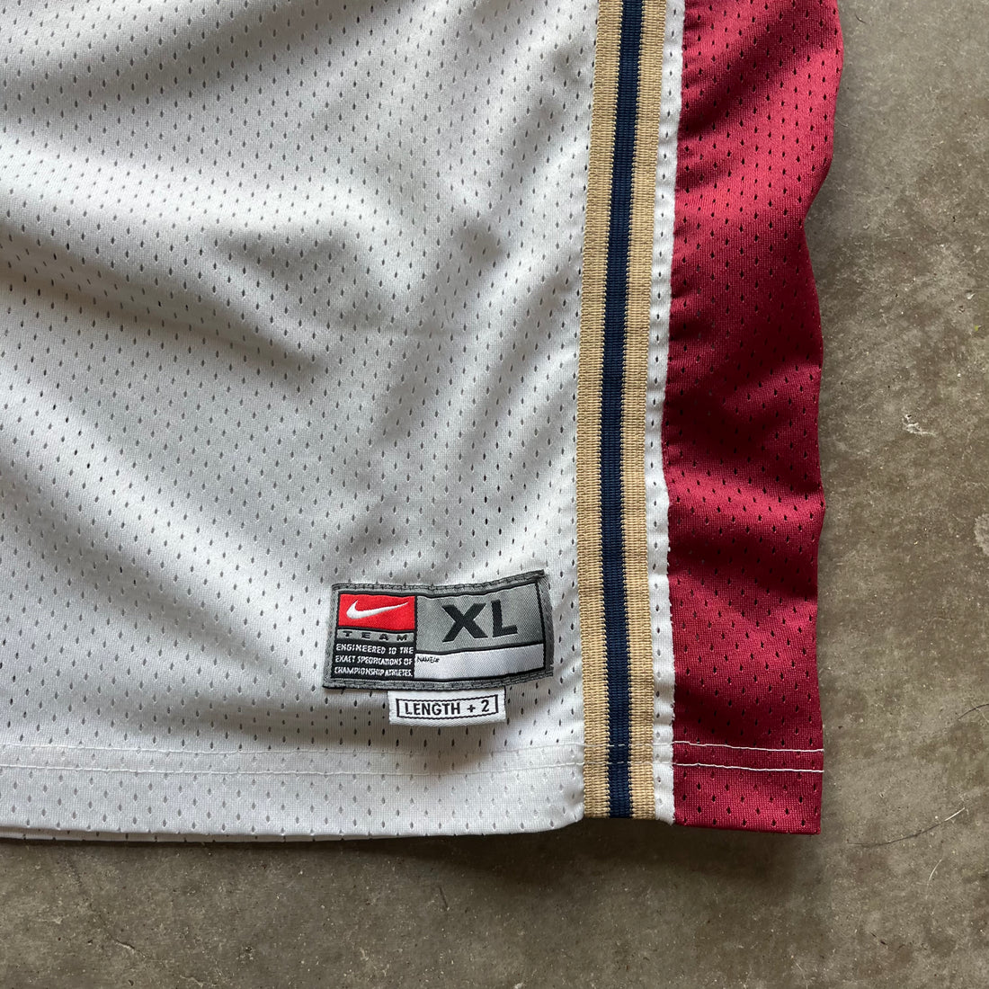 M 00s Lebron Cavs Jersey